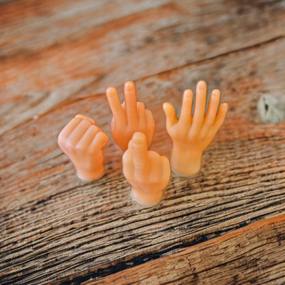 Zauberhafte Mini-Fingerpuppe: Entfache Deine Fantasie!