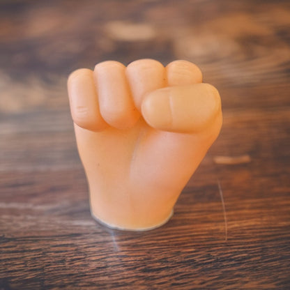 Zauberhafte Mini-Fingerpuppe: Entfache Deine Fantasie!